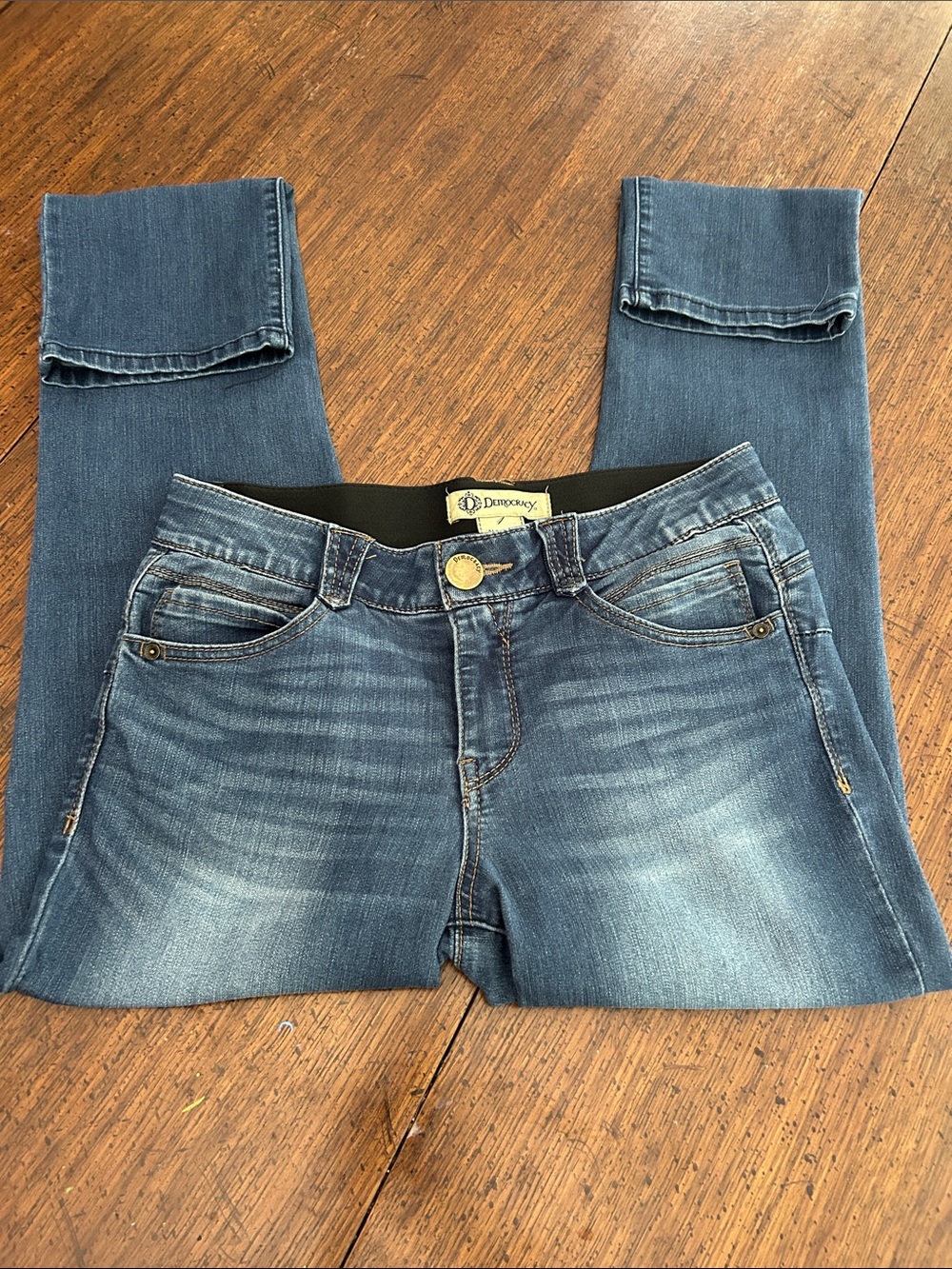 Democracy AbSol Straight Leg Jeans in Mid Blue Wash Size 4 EUC - Picture 3 of 8